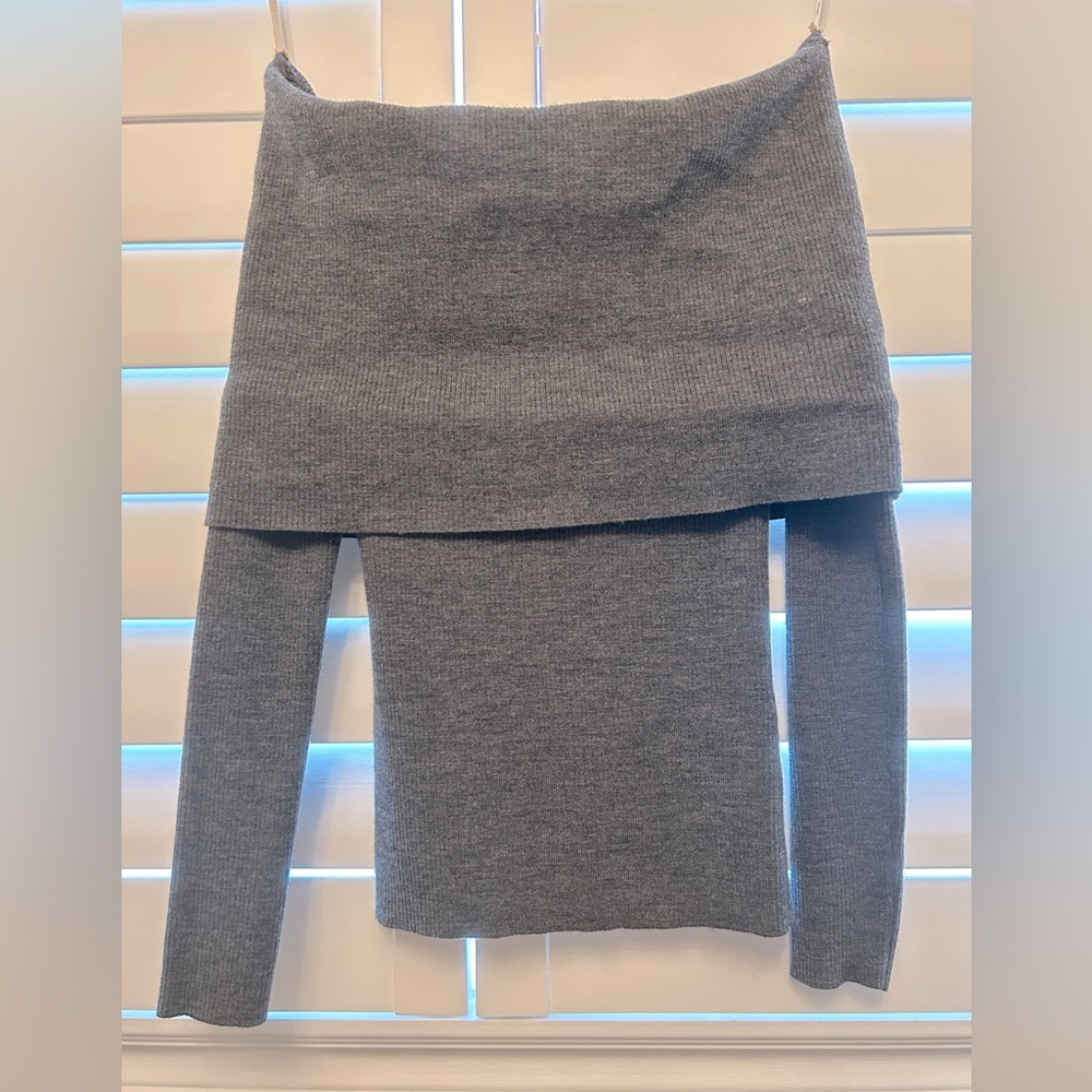 Aritzia Wilfred Croquis Off the Shoulder Knit Sweater - Italian Yarn - Dark Grey